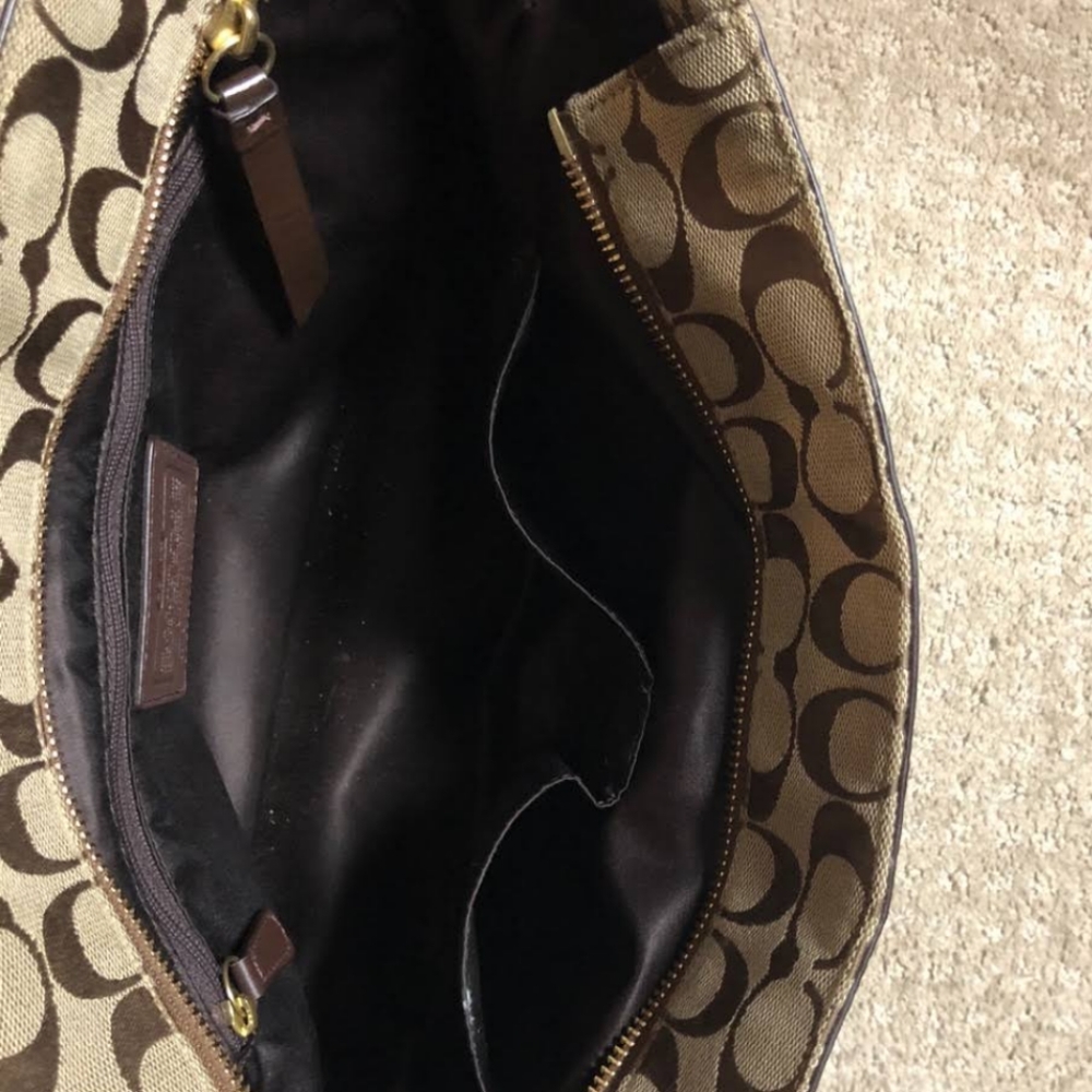 Signature Coach Tote